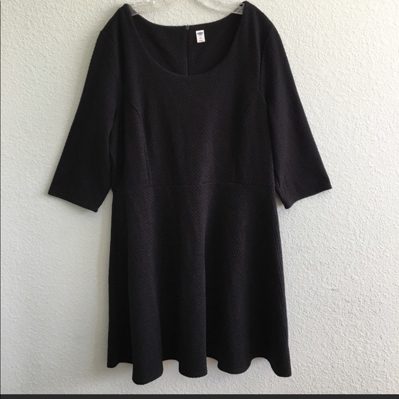 Old Navy Dresses & Skirts - Old Navy Black Fit and Flare Dress
